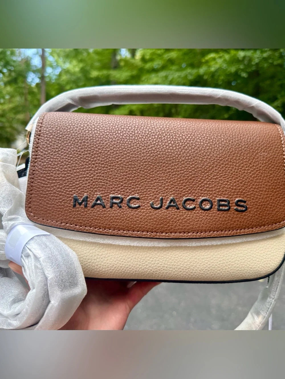 Marc Jacobs “the bold” the saddle Pebbled Leather Crossbody